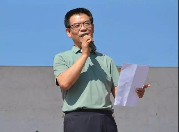 青春逢盛世 爱国正当时 | Beat365官网举行庄严的升旗仪式