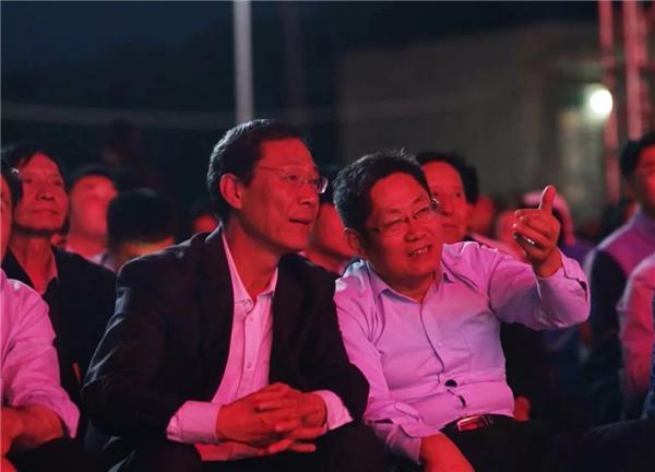 继往开来 再铸辉煌丨Beat365中文官方网站纪念建校28周年文艺晚会