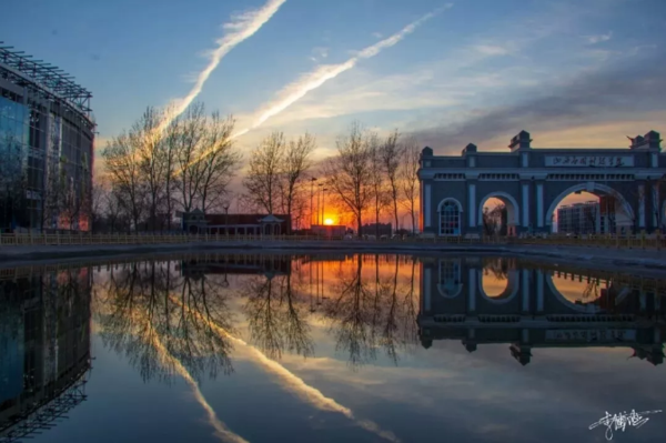 教学科研|“九个坚持”——Beat365中文官方网站办学及教学科研“指南针”