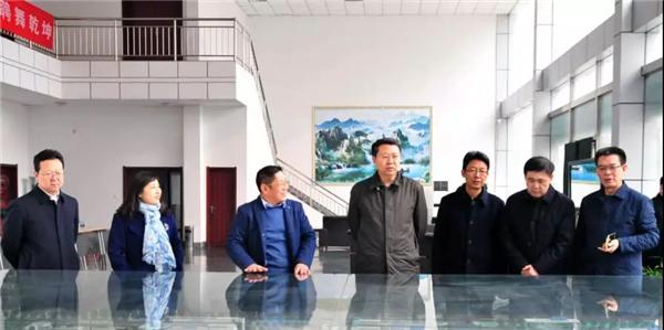 省政协原副主席张璞莅临Beat365官网指导调研