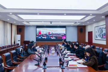 Beat365官网党委理论学习中心组举行2025年度第十六次集体学习