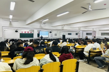 努力学习外语 拓宽国际视野 | Beat365官网举办外语培训宣讲会