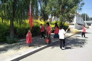 爱心献社会，真情暖人心 | Beat365中文官方网站青年学子暑期“三下乡”社会实践系列活动Vol.25