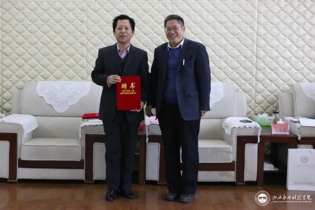 4d192eae937f8039f0810d34cc3763e6